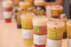 <b>如何提升奈雪的茶加盟店收益？</b>