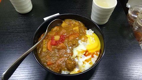 喜仕屋咖喱牛肉饭
